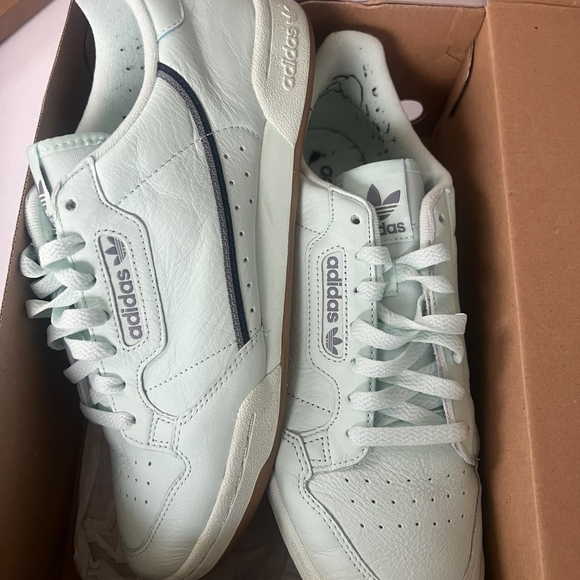 Adidas Contiental 80 - Picture 3 of 4